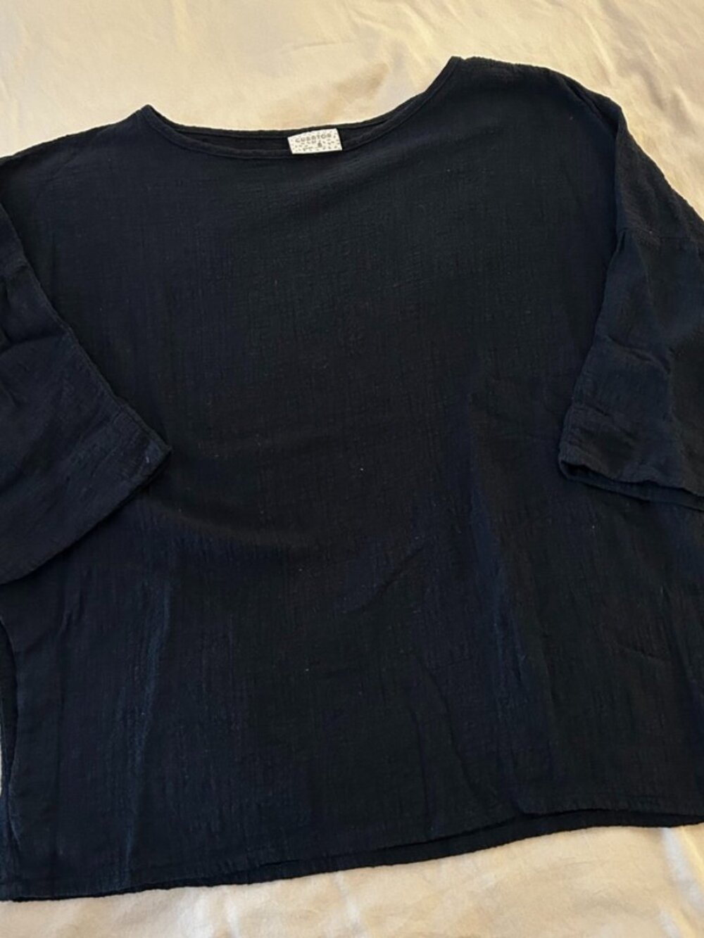 Curator SF Cotton Top - Picture 2 of 3